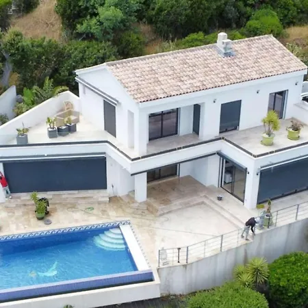Exceptionnelle Vue - 6 Pers. - Fr-1-768-139 * Roquebrune-sur-Argens