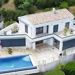 Exceptionnelle Vue - 6 Pers. - Fr-1-768-139 * Roquebrune-sur-Argens